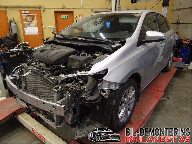 Toyota Auris 2013-2015 (Type II, Fase 1) , Motorkode: 1NDTV, Girkassekode: 3030002150
