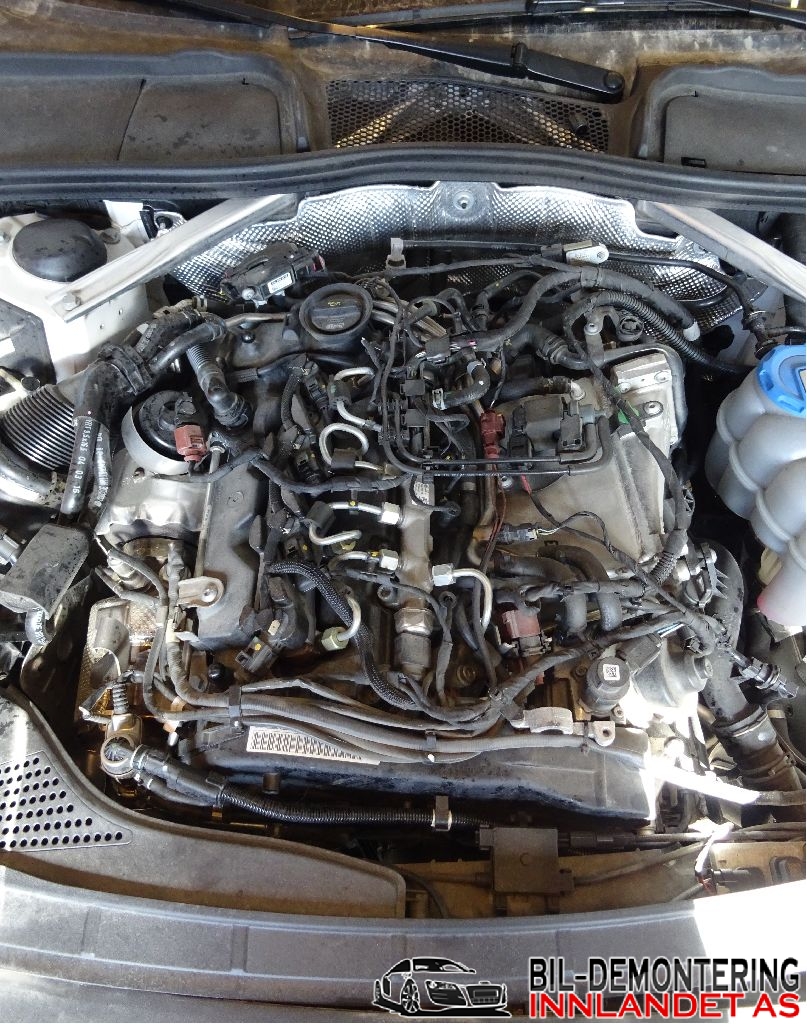 Audi A4 2015-2019 (Type V, Fase 1) (B9) (B9), Motorkode: DESA;DETA, Girkassekode: QFJ