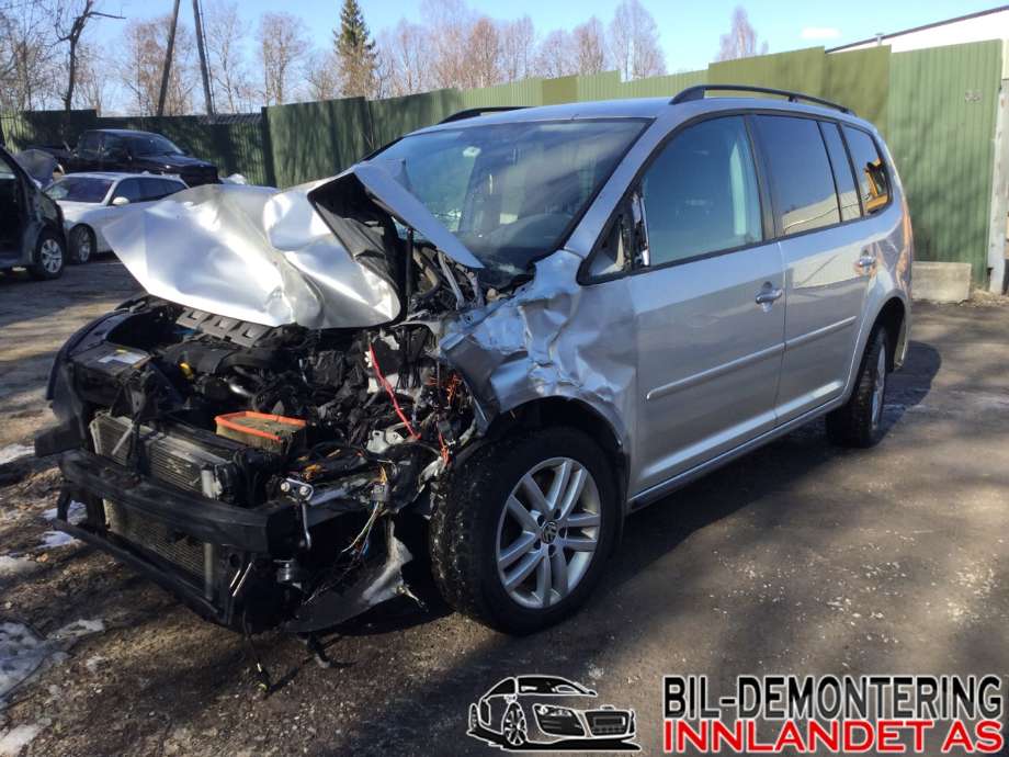 VW Touran 2010-2015 (Type I, Fase 3) , Motorkode: CFHC, Girkassekode: