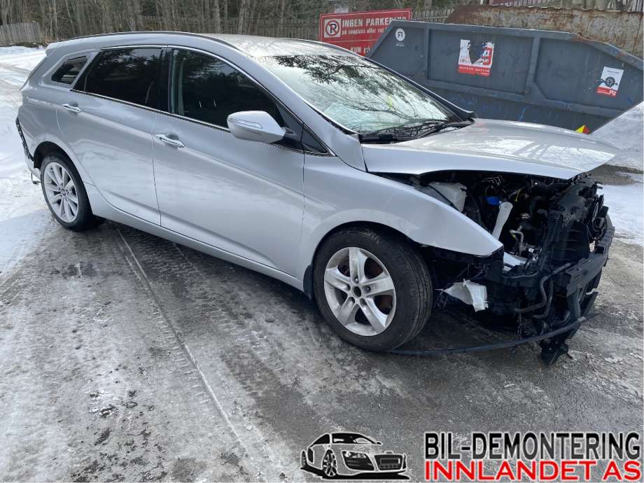 Hyundai i40 2012-2017 delebil , Motorkode: D4FD, Girkassekode: TN02