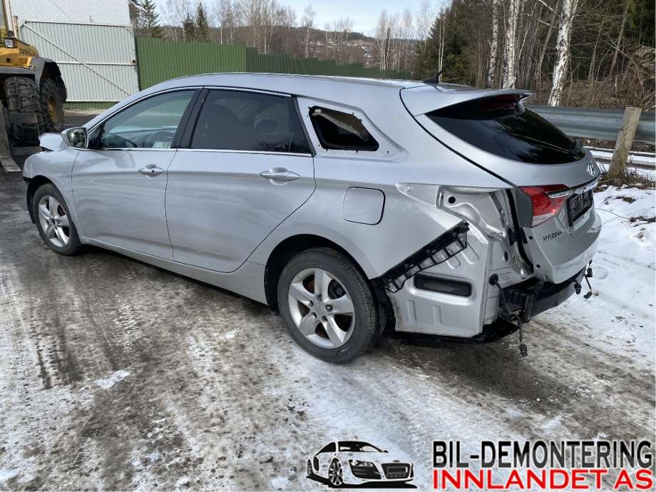 Hyundai i40 2012-2017 delebil , Motorkode: D4FD, Girkassekode: TN02