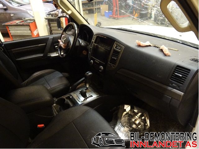 Mitsubishi Pajero 2016-2019 (Type IV, Fase 2) , Motorkode: 4M41, Girkassekode: 2700A130