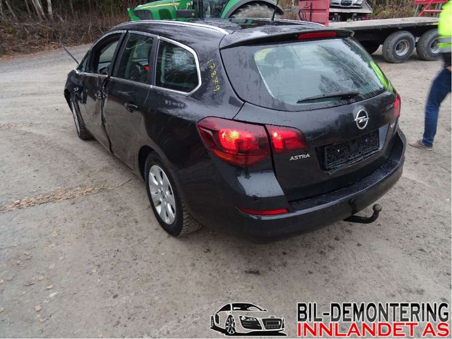 Opel Astra J 2010-2015 , Motorkode: A17DTJ;A17DTJ / LPV, Girkassekode: MZ4