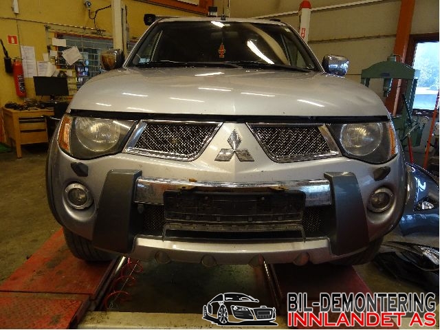 Mitsubishi L200 2006-2015 (Type IV) , Motorkode: 4D56, Girkassekode: MR980842