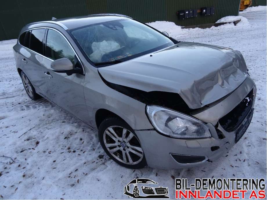 Volvo V60 2010-2013 (Type I, Fase 1) , Motorkode: B4164T3, Girkassekode: MMT6