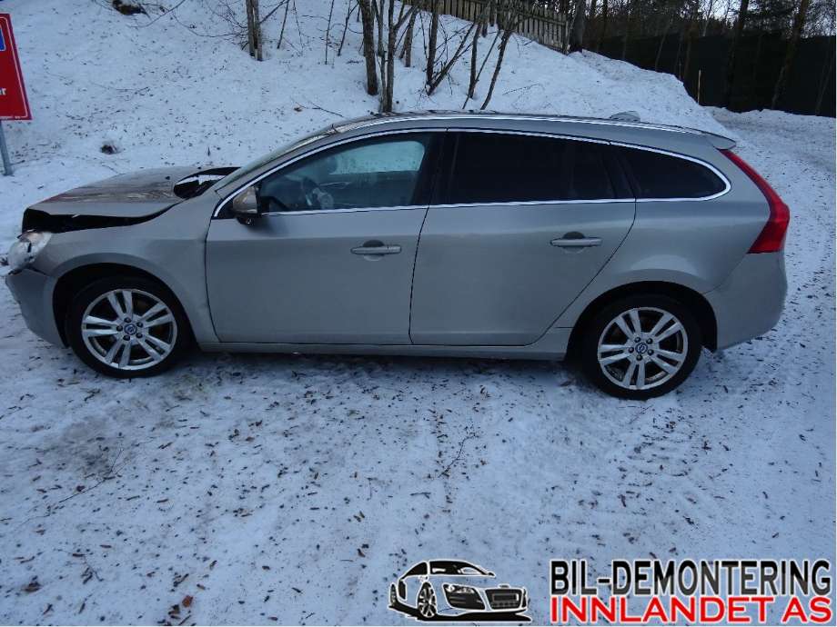 Volvo V60 2010-2013 (Type I, Fase 1) , Motorkode: B4164T3, Girkassekode: MMT6