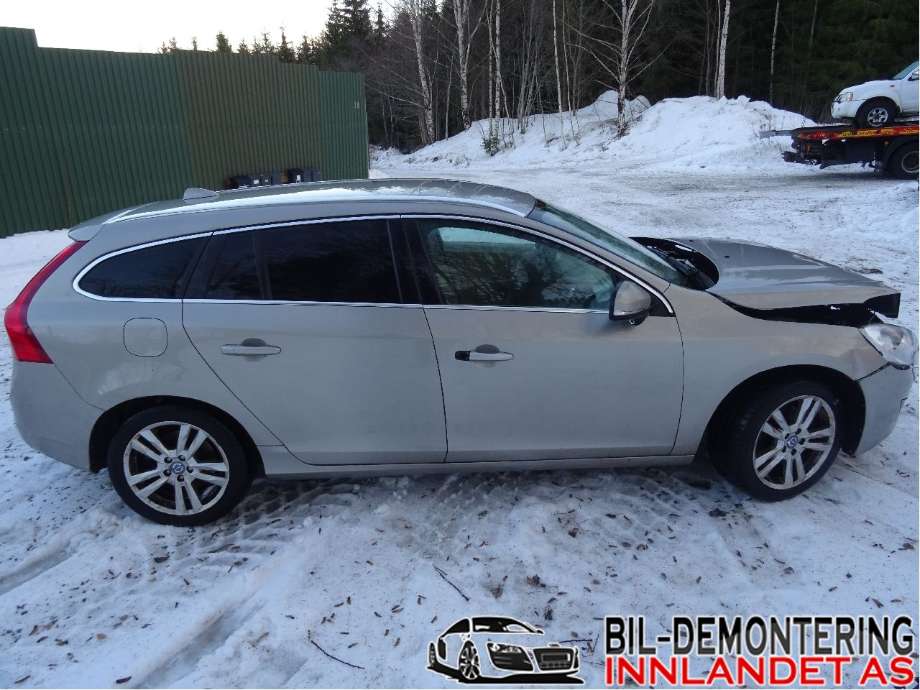 Volvo V60 2010-2013 (Type I, Fase 1) , Motorkode: B4164T3, Girkassekode: MMT6