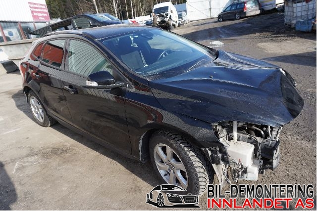 Volvo V40, 2012-2019  delebil , Motorkode: D4162T, Girkassekode: B6