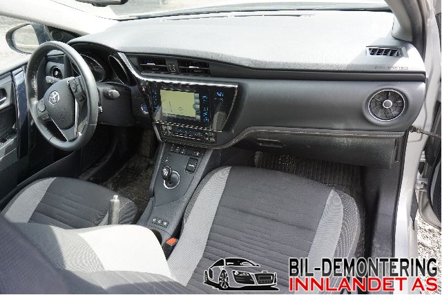 Toyota Auris 2015-2019 (Type II, Fase 2) , Motorkode: 2ZR-FXE, Girkassekode: 3090047064