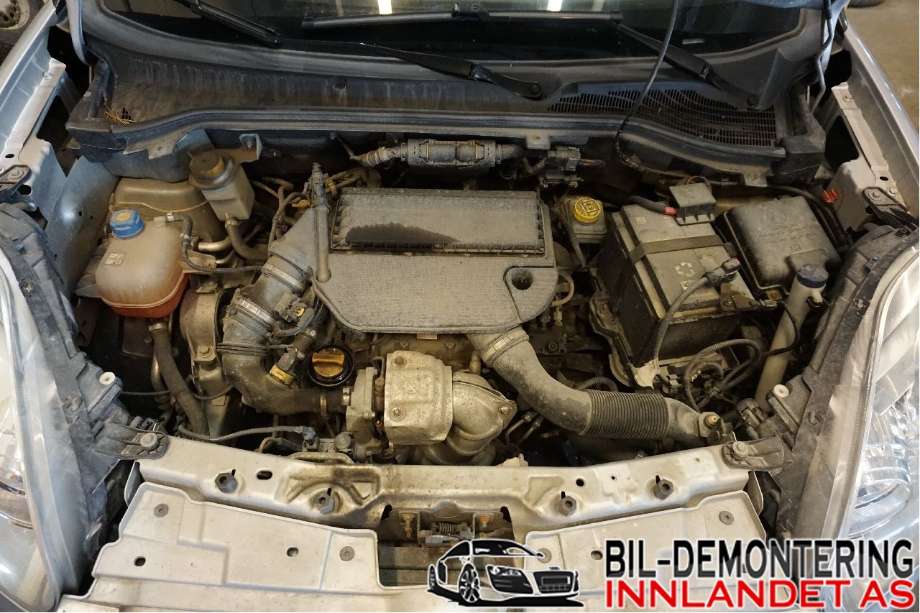 Opel Combo D 2012-2018 delebil , Motorkode: A13FD, Girkassekode: MML