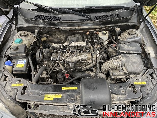 Volvo XC90 2002-2006 (Type I, Fase 1) , Motorkode: D5244T5, Girkassekode: 30681190