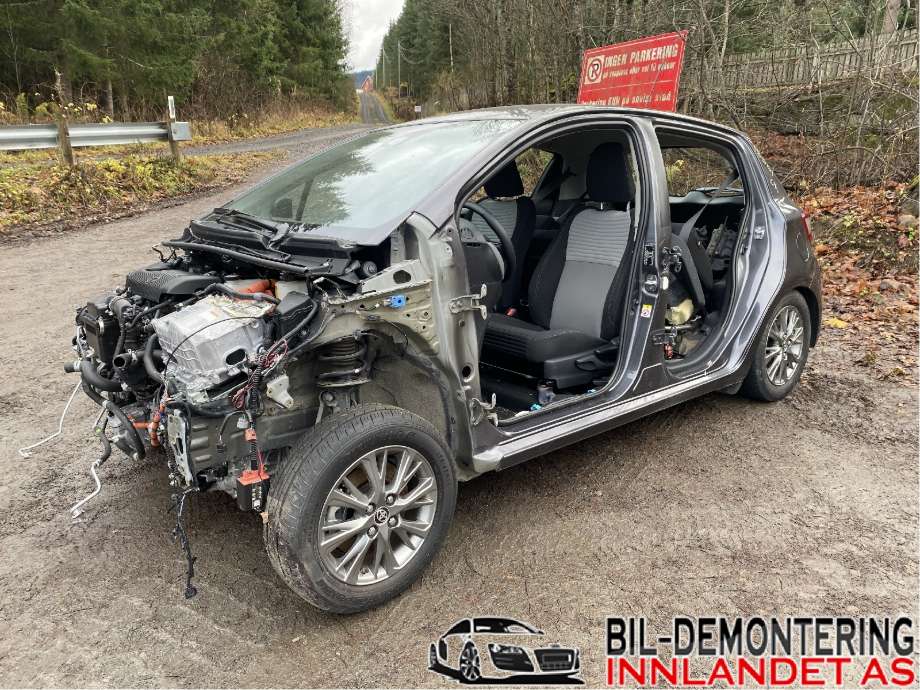 Toyota Yaris, 2014-2020 (Type III, Fase 2)  delebil , Motorkode: 1NZ-FXE, Girkassekode: 3090052010
