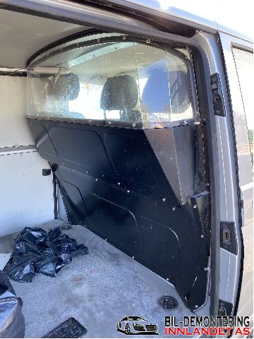 VW Transporter / Caravelle 2009-2015 (Fase 2) (T5) (T5), Motorkode: CFCA, Girkassekode: NZR