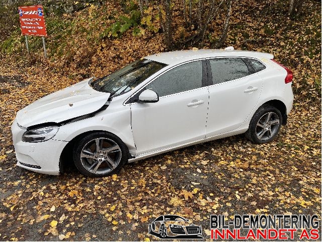Volvo V40 2012-2019 , Motorkode: B4154T5, Girkassekode: 1285224