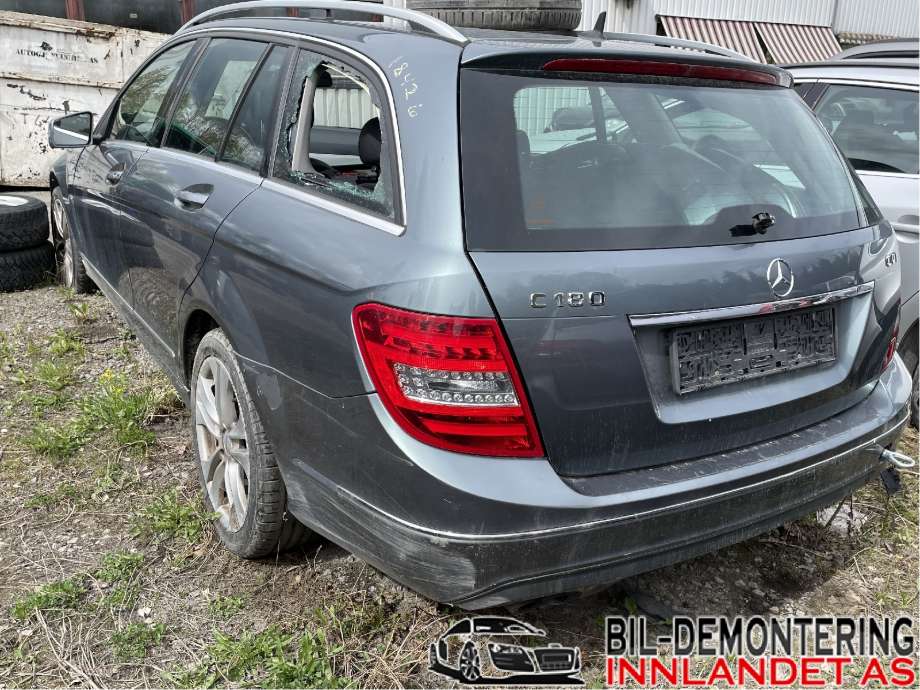 Mercedes C-Klasse 2011-2014 (Fase 2) (W204) (W204), Motorkode: OM651.913, Girkassekode: 711653
