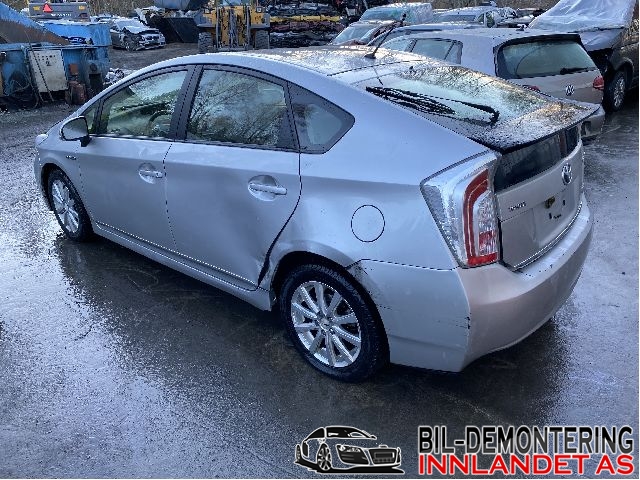 Toyota Prius 2009-2016 (Type III) (COMBI) (COMBI), Motorkode: 2ZR-FXE, Girkassekode: 3090047062