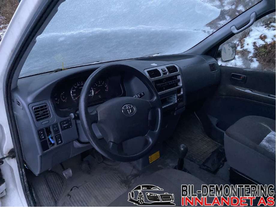 Toyota Hiace 2007-2012 (Fase 3) , Motorkode: 2KD-FTV, Girkassekode: 3303026A60