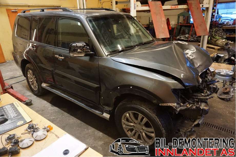 Mitsubishi Pajero 2016-2019 (Type IV, Fase 2) , Motorkode: 4M41, Girkassekode: 2700A130