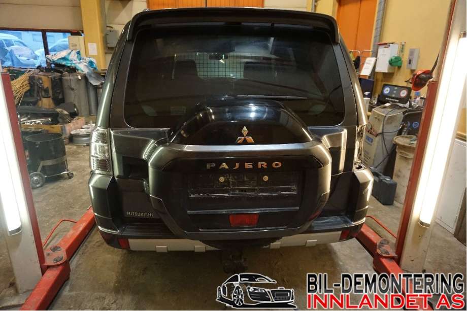 Mitsubishi Pajero 2016-2019 (Type IV, Fase 2) , Motorkode: 4M41, Girkassekode: 2700A130