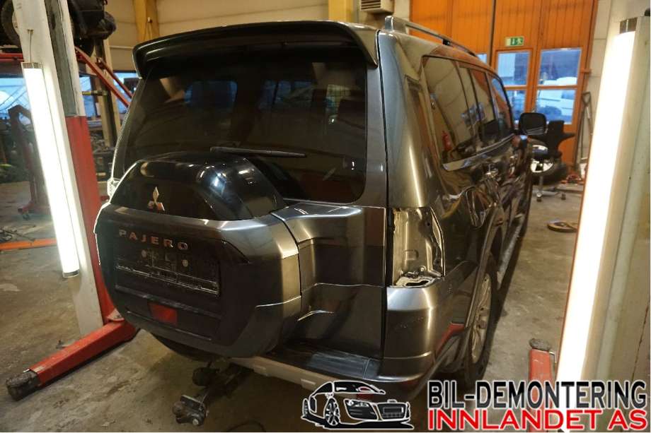 Mitsubishi Pajero 2016-2019 (Type IV, Fase 2) , Motorkode: 4M41, Girkassekode: 2700A130