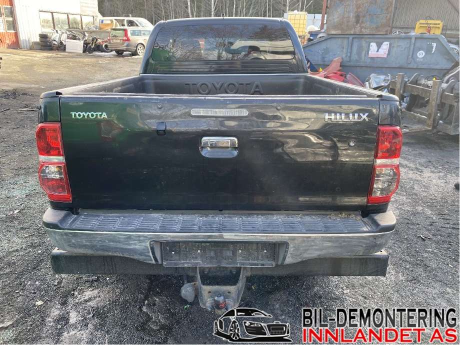 Toyota Hilux 2012-2016 delebil , Motorkode: 2KD-FTV, Girkassekode: 33030-0K750