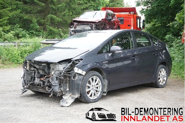 Toyota Prius 2009-2016 (Type III) (COMBI) (COMBI), Motorkode: 2ZR-FXE, Girkassekode: 3090047064