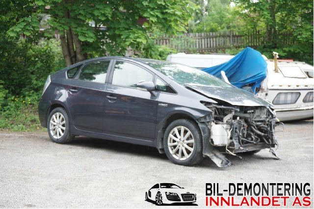 Toyota Prius 2009-2016 (Type III) (COMBI) (COMBI), Motorkode: 2ZR-FXE, Girkassekode: 3090047064