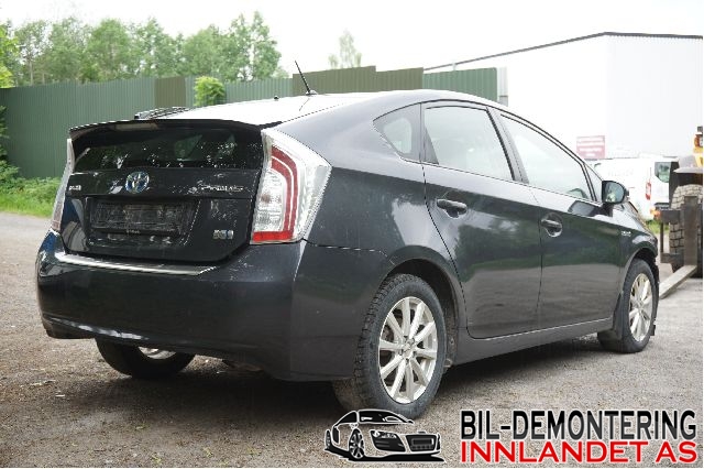 Toyota Prius 2009-2016 (Type III) (COMBI) (COMBI), Motorkode: 2ZR-FXE, Girkassekode: 3090047064