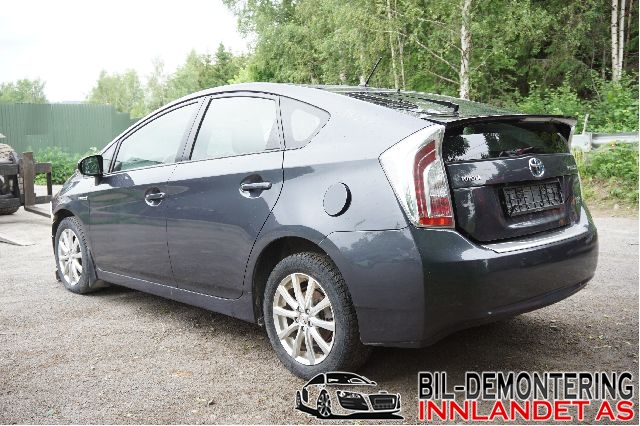 Toyota Prius 2009-2016 (Type III) (COMBI) (COMBI), Motorkode: 2ZR-FXE, Girkassekode: 3090047064