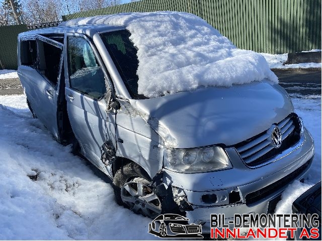 VW Transporter / Caravelle 2003-2009 (Fase 1) (T5) (T5), Motorkode: AXD;BNZ, Girkassekode: HGD