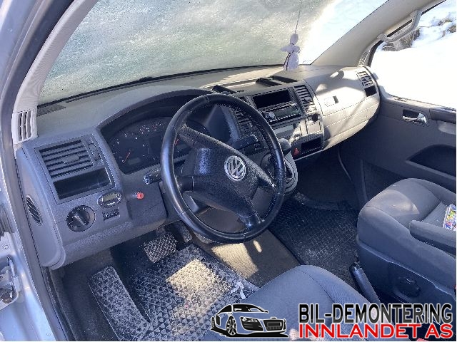 VW Transporter / Caravelle 2003-2009 (Fase 1) (T5) (T5), Motorkode: AXD;BNZ, Girkassekode: HGD