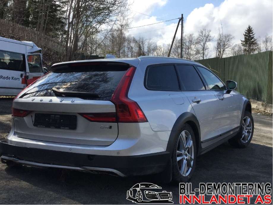 Volvo V90 / V90 CC / S90 2016-->> , Motorkode: D4204T14, Girkassekode: C / 1285196