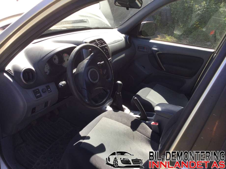 Toyota RAV4 2000-2006 (Type II) , Motorkode: 1AZ-FE, Girkassekode: 3030042101