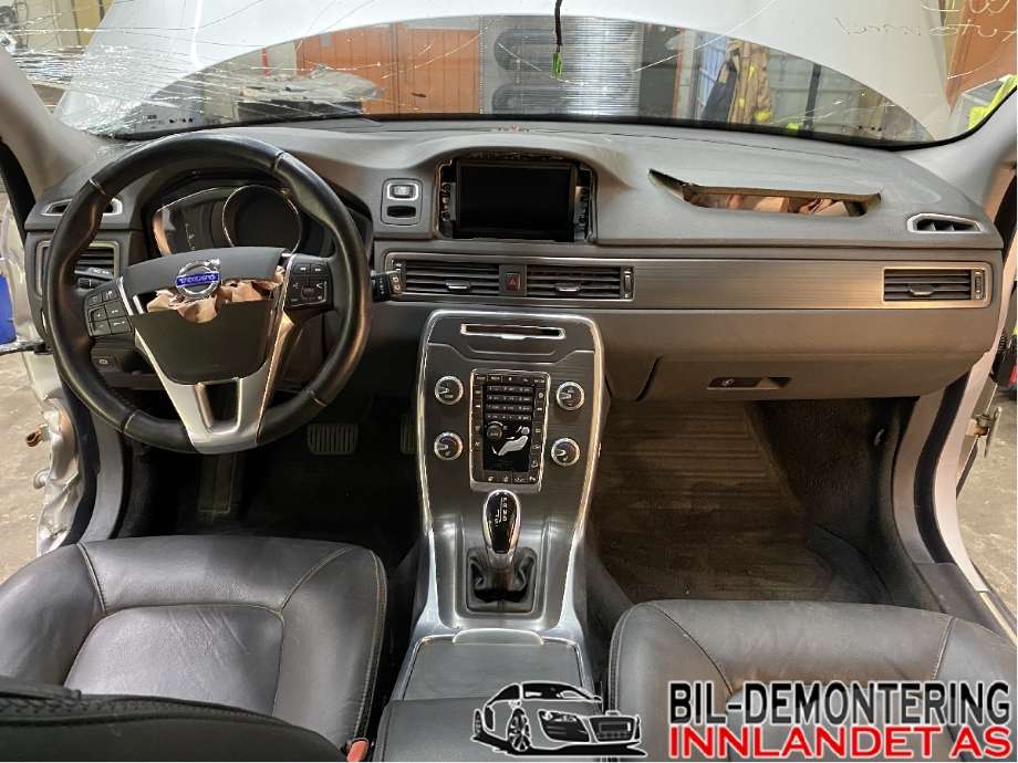 Volvo XC70 2014-2016 (Type II, Fase 2) , Motorkode: D5244T12, Girkassekode: TF-80SC / 1285173