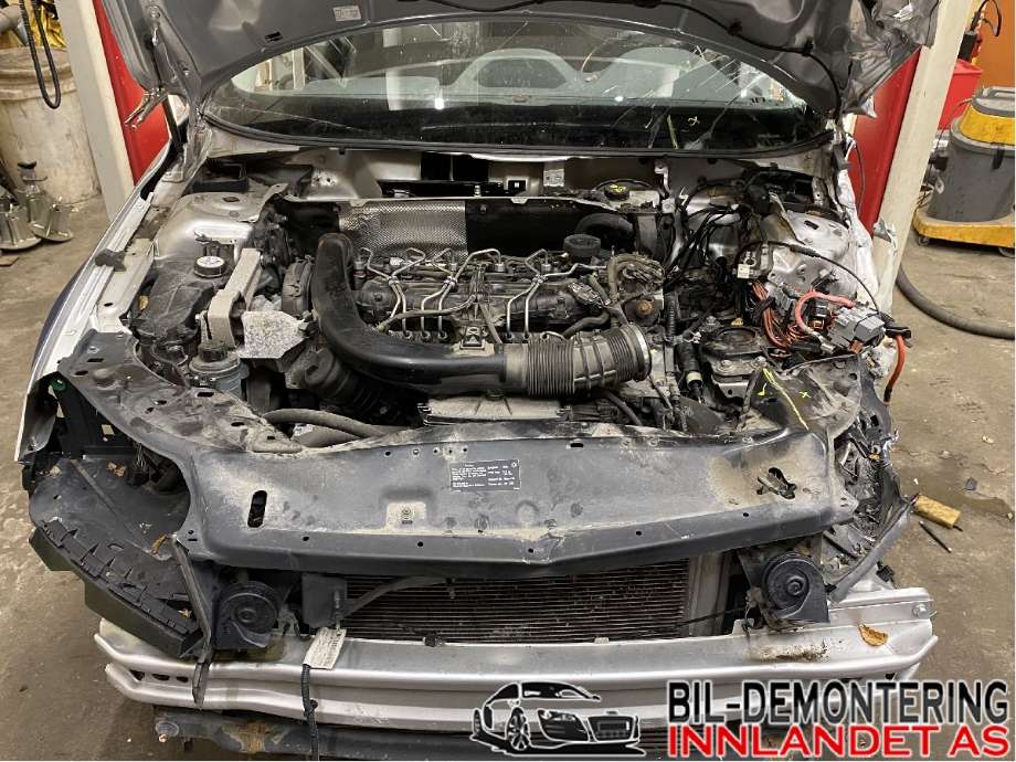 Volvo XC70 2014-2016 (Type II, Fase 2) , Motorkode: D5244T12, Girkassekode: TF-80SC / 1285173