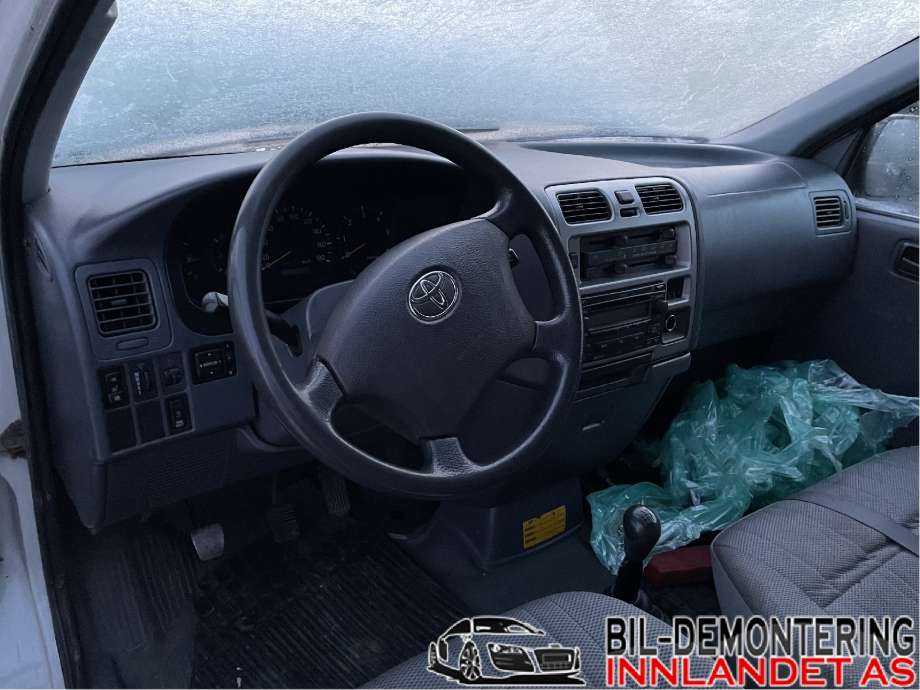 Toyota Hiace 2007-2012 (Fase 3) , Motorkode: 2KD-FTV, Girkassekode: 3303026A60