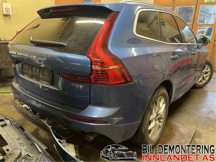 Volvo XC60 2017-->> (Type II) , Motorkode: B4204T34, Girkassekode: 8-AUT 2WD / TG-81SC