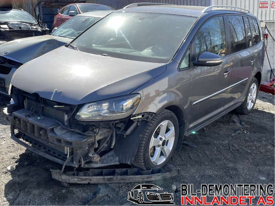 VW Touran, 2010-2015 (Type I, Fase 3)  delebil , Motorkode: CFJA, Girkassekode: MSU