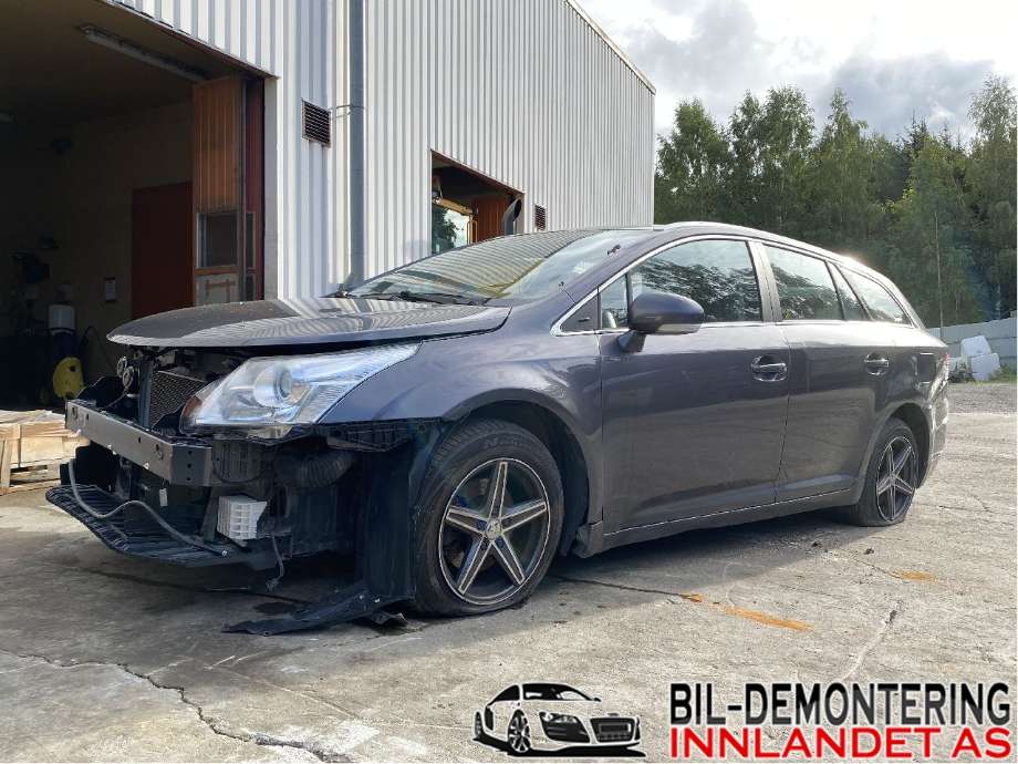 Toyota Avensis, 2009-2015 (Type III, Fase 1)  delebil , Motorkode: 2ZR-FAE
