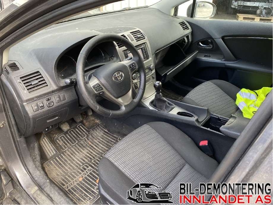 Toyota Avensis 2009-2015 (Type III, Fase 1) delebil , Motorkode: 2ZR-FAE, Girkassekode: 