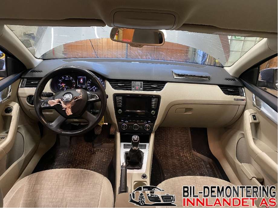 Škoda Octavia 2013-2016 (Type III, Fase 1) delebil , Motorkode: CJZA, Girkassekode: MYF