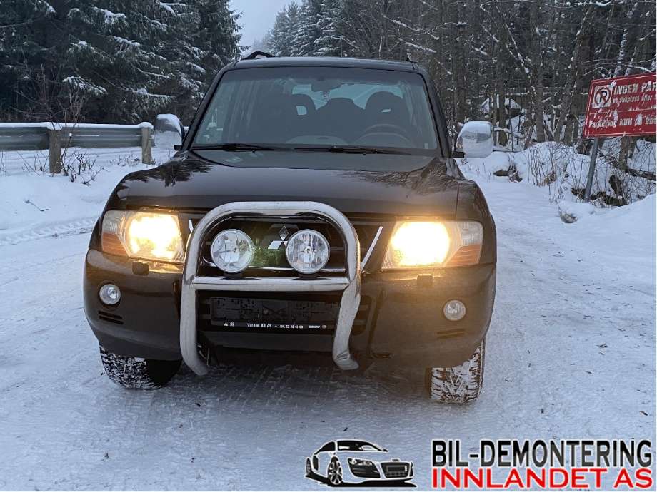 Mitsubishi Pajero 2000-2006 (Type III) , Motorkode: 4M41, Girkassekode: MR593861