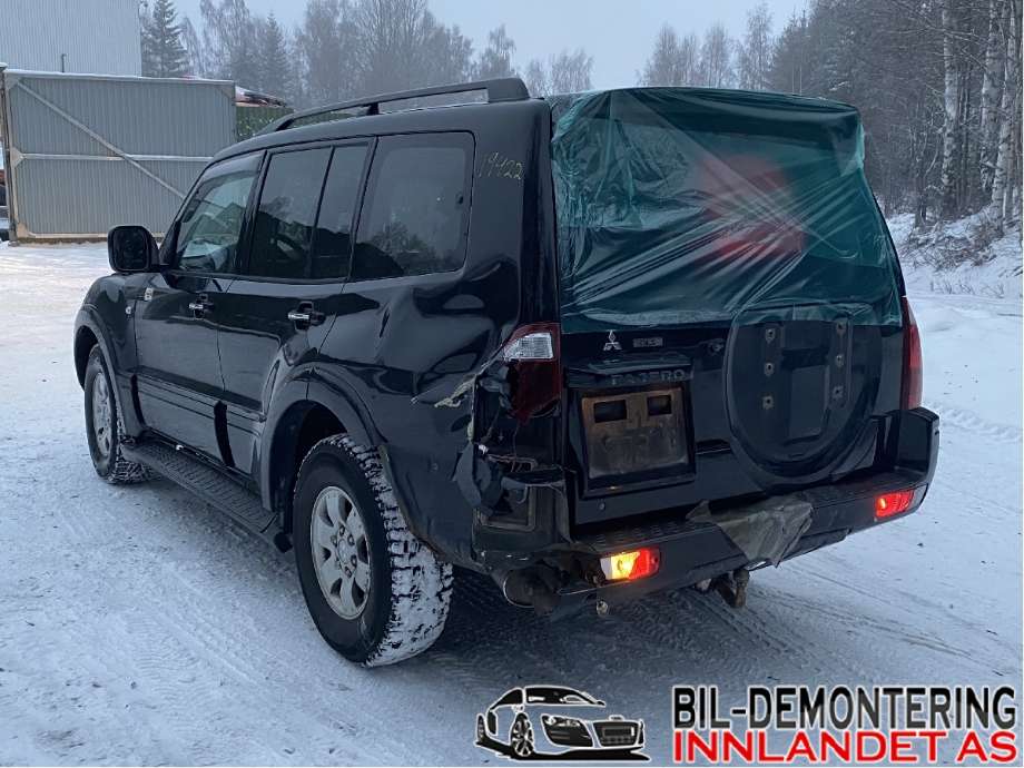 Mitsubishi Pajero 2000-2006 (Type III) , Motorkode: 4M41, Girkassekode: MR593861