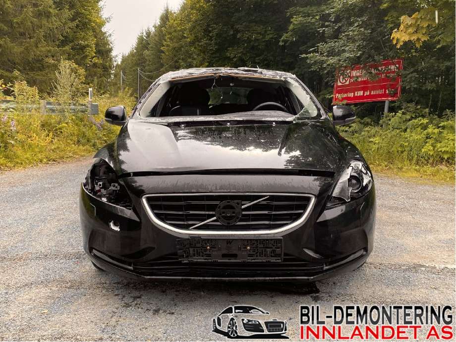 Volvo V40 2012-2019 , Motorkode: D4204T8, Girkassekode: 1285236