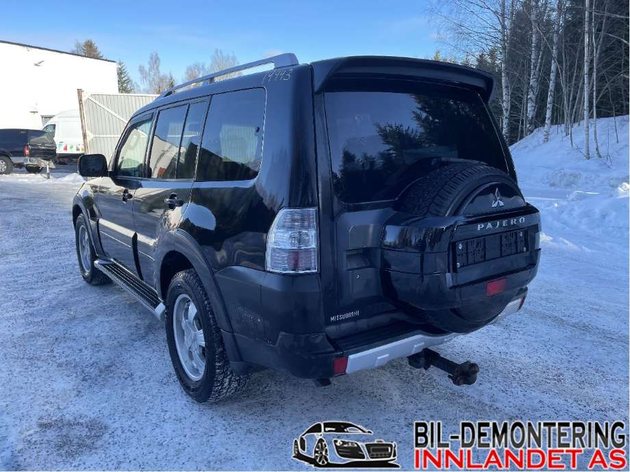 Mitsubishi Pajero 2007-2016 (Type IV, Fase 1) , Motorkode: 4M41, Girkassekode: 2700A129