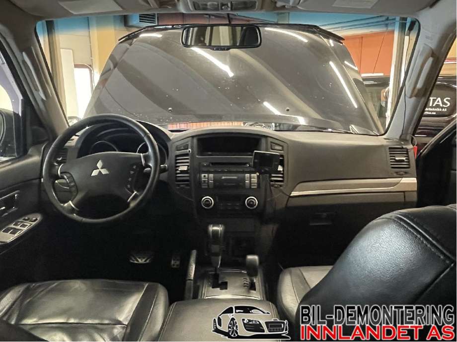 Mitsubishi Pajero 2007-2016 (Type IV, Fase 1) , Motorkode: 4M41, Girkassekode: 2700A129