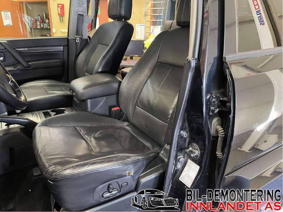 Mitsubishi Pajero 2007-2016 (Type IV, Fase 1) , Motorkode: 4M41, Girkassekode: 2700A129