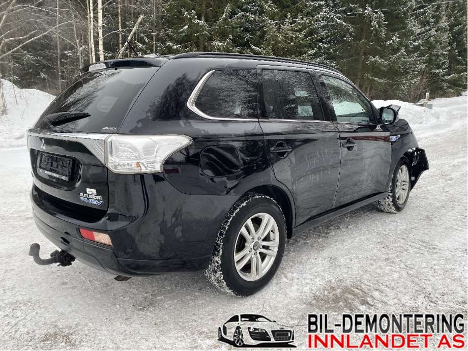 Mitsubishi Outlander 2012-2015 (Type III, Fase 1) , Motorkode: 4B11, Girkassekode: 2700A404