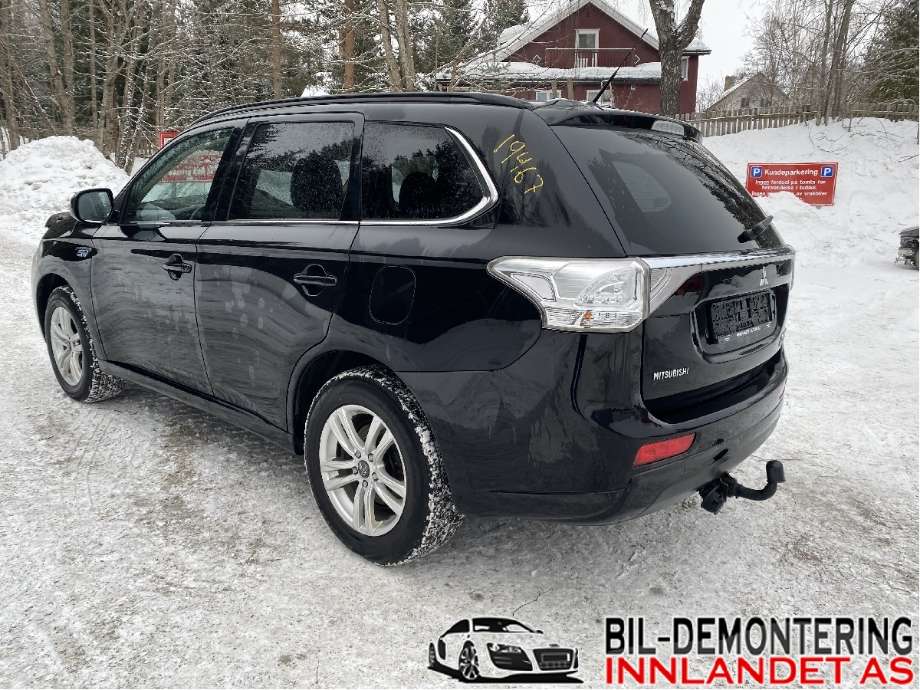 Mitsubishi Outlander 2012-2015 (Type III, Fase 1) , Motorkode: 4B11, Girkassekode: 2700A404