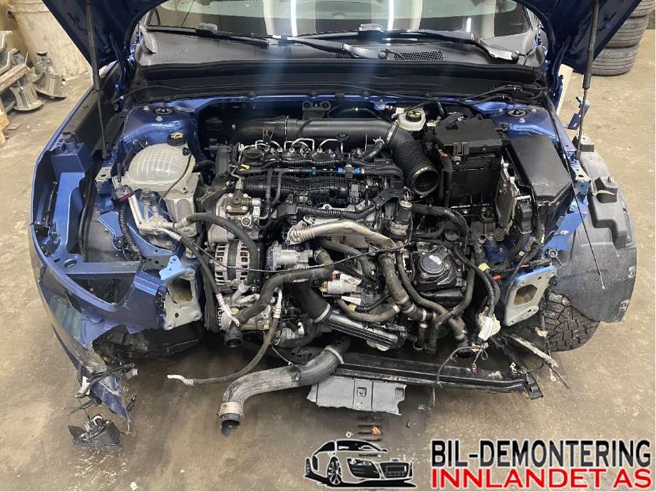 Volvo XC40 2018-2024 , Motorkode: D4204T16, Girkassekode: C  (1285324)